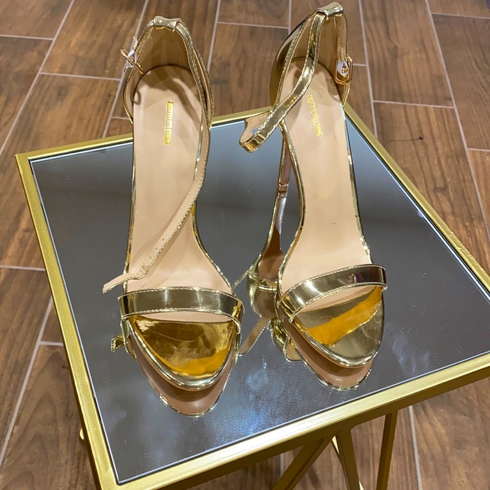 NEW!!! Gold ankle strap heel sandals